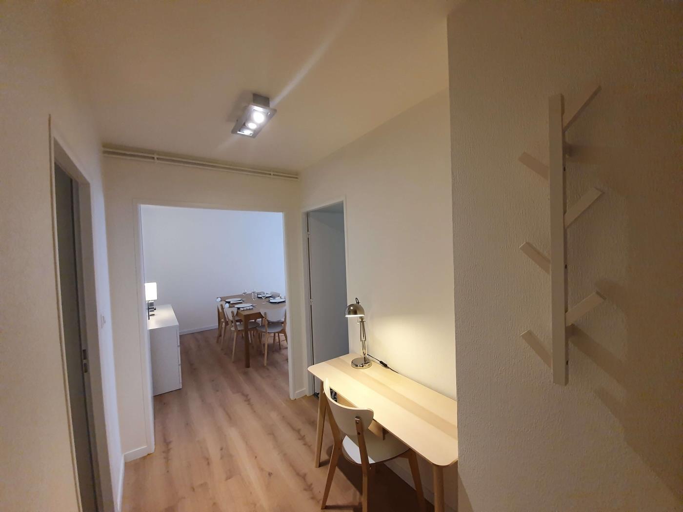 BELEPOK, Vieux Lille, 2 chambres, parking, 4 pers in Lille