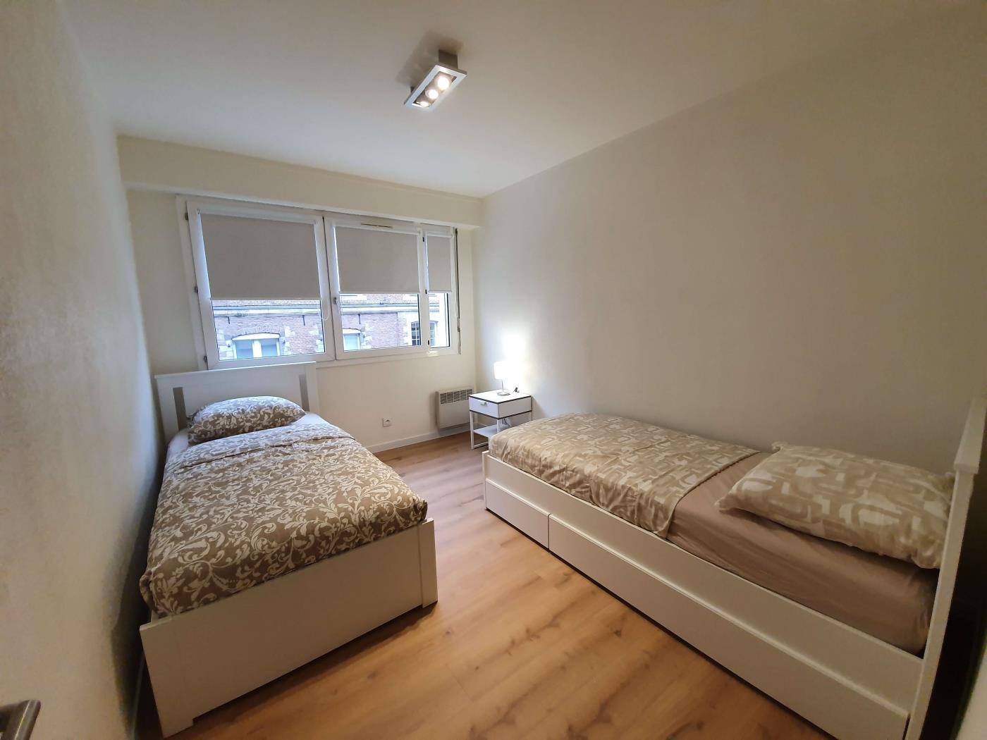 BELEPOK, Vieux Lille, 2 chambres, parking, 4 pers in Lille