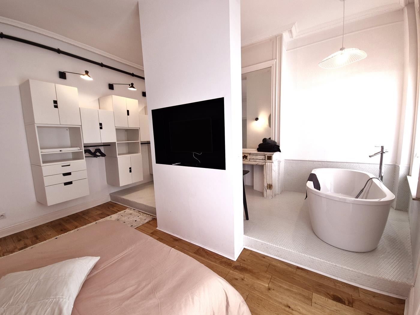 GENIUS, Centre Ville, 2 chbres, 4 pers en Lille