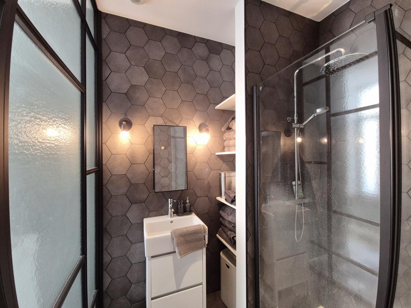 GENIUS, Centre Ville, 2 chbres, 4 pers en Lille